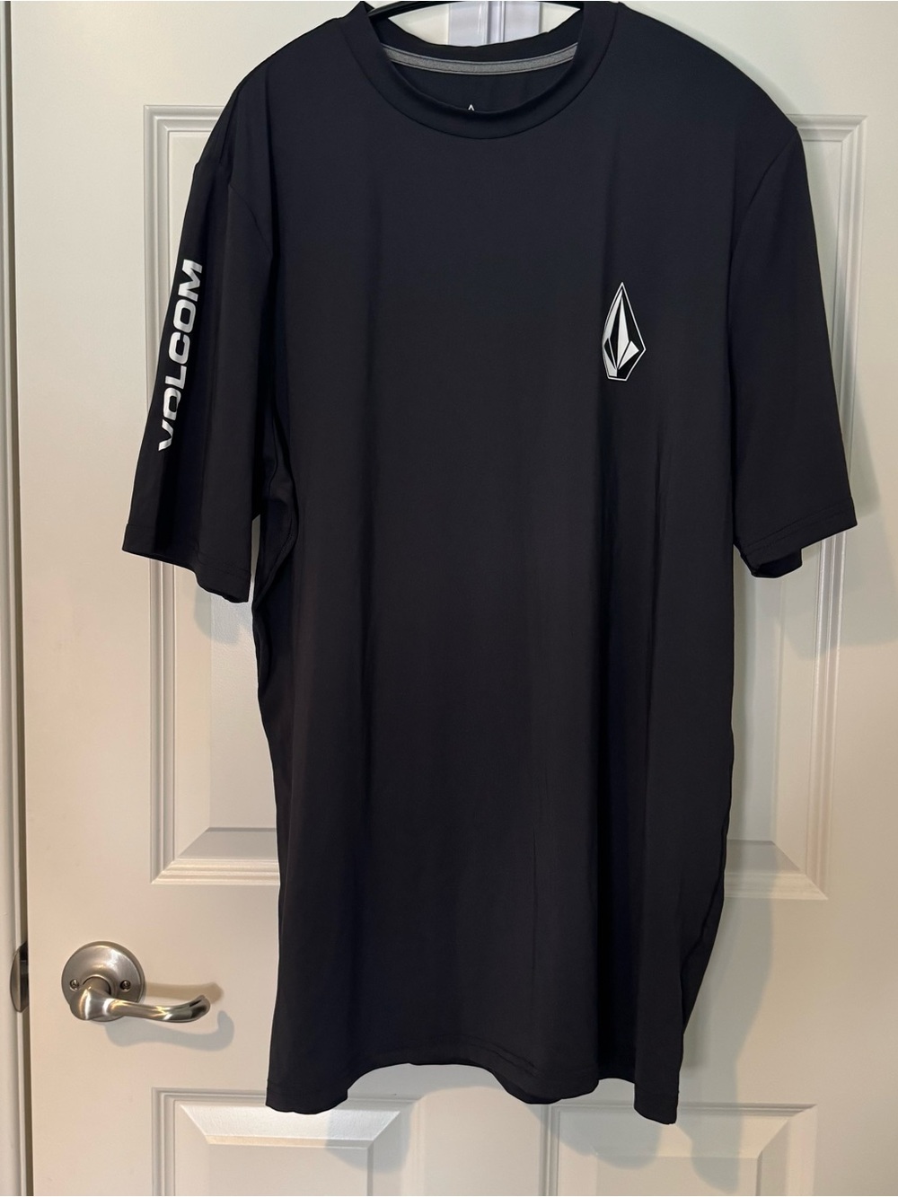 Volcom Black Deadly Stones UV Rashguard Tee - XL